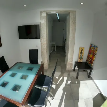 Apartmán Lisbon, Renewed T1 With Pateo Near Martires Da Patria *