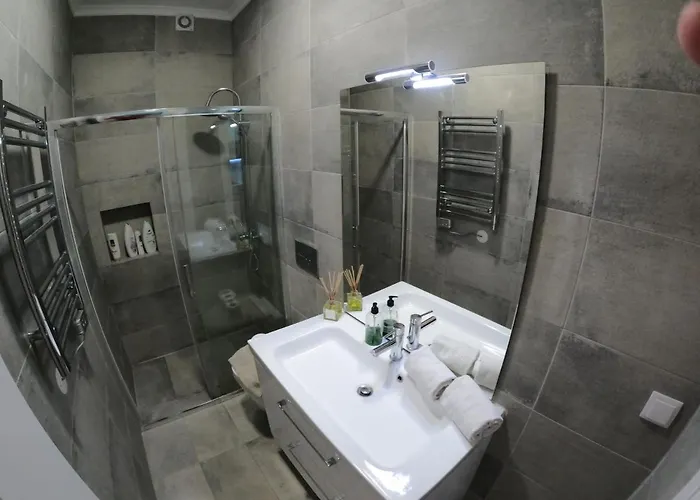 Διαμέρισμα Lisbon, Renewed T1 With Pateo Near Martires Da Patria *